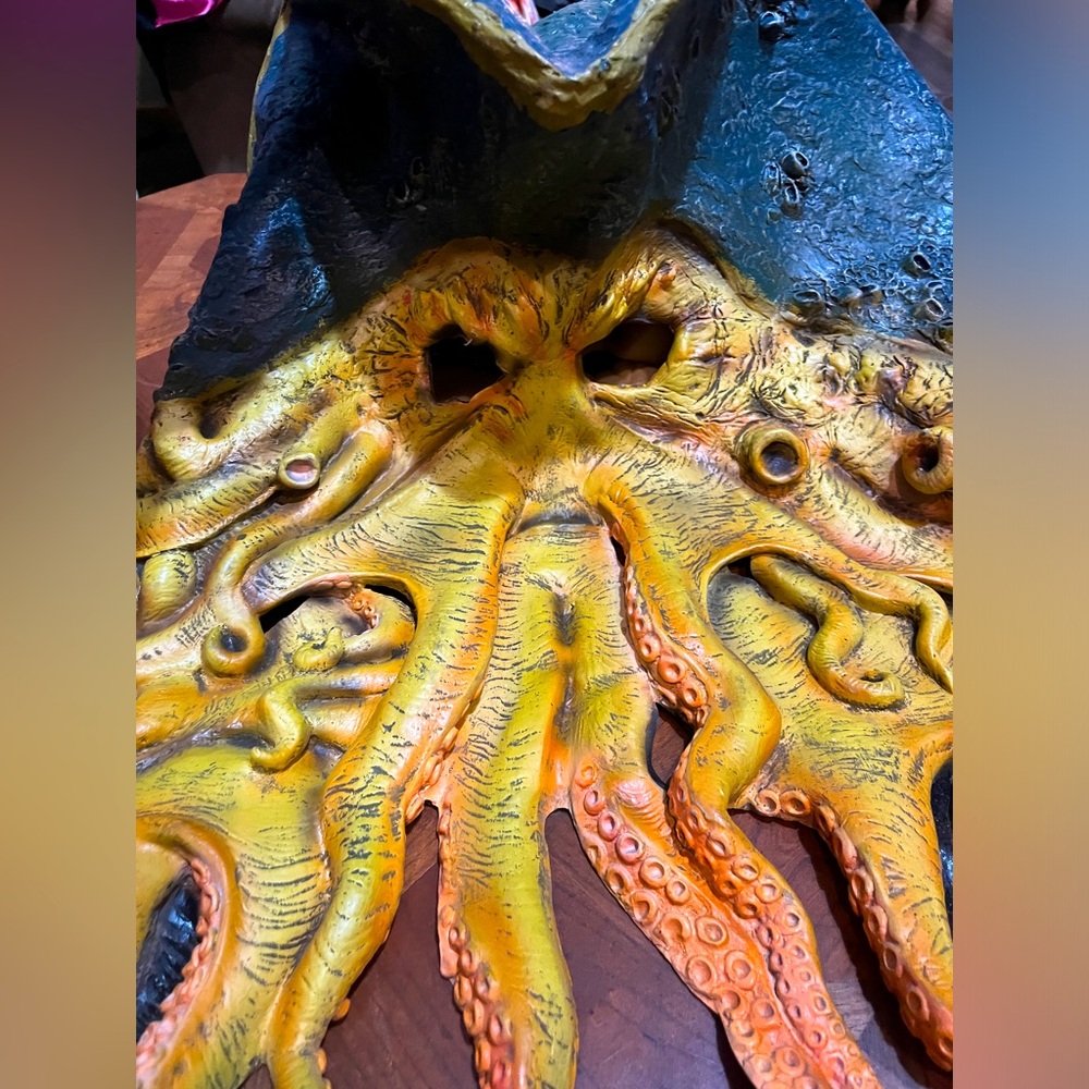 RARE Disney Davy Jones squid mask from Pirates of the Caribbean